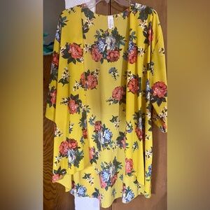 Women’s EUC Now n Forever Colorful Kimono Size 1X